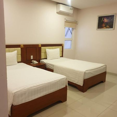 Hoang Ngoc Hotel Pleiku Esterno foto