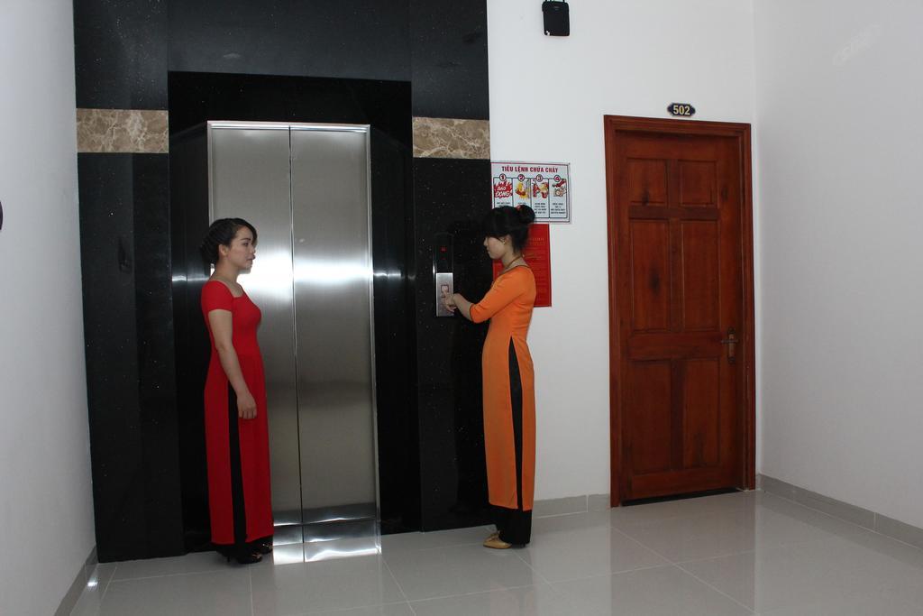 Hoang Ngoc Hotel Pleiku Esterno foto